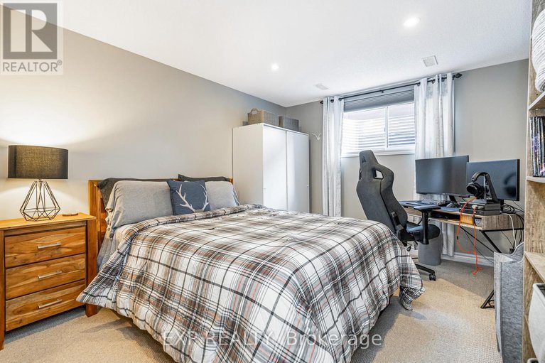 29106083/411-livery-street/emerald-meadowstrailwest/ottawa/ontario/K2V0B5_41