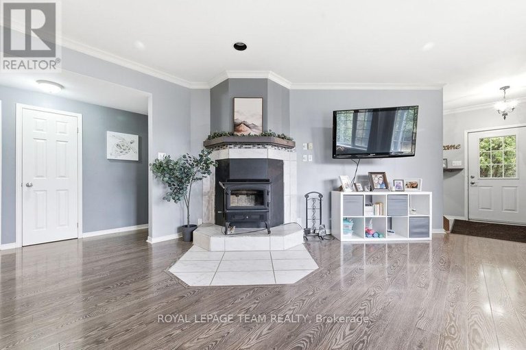 29617709/5195-mcdonalds-corners-road/lanark-highlands-dalhousie-twp/lanark-highlands/ontario/K0G1M0_23