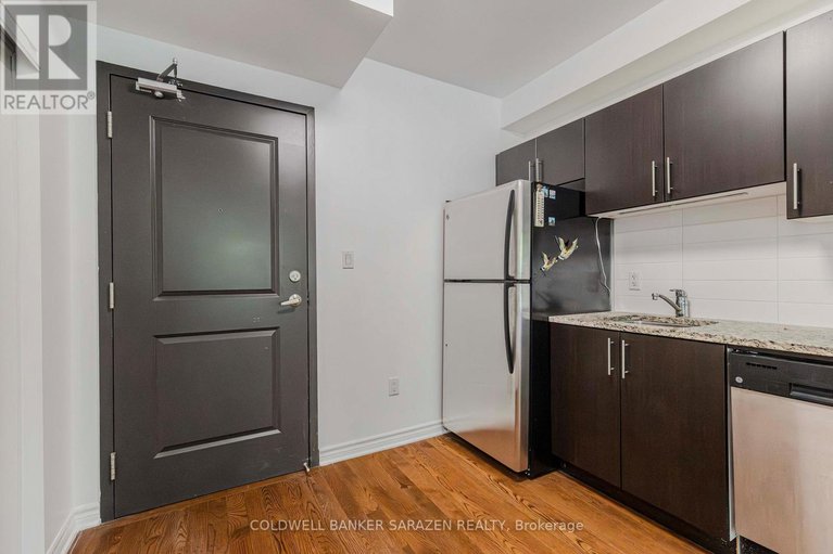 28439849/218-429-kent-street/ottawa-centre/ottawa/ontario/K2P1B5_12