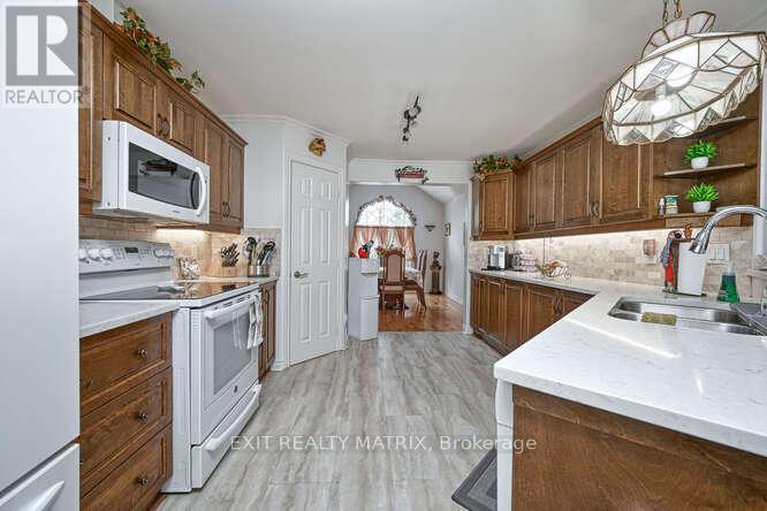 29252199/2573-mitchell-street/osgoode-twp-north-of-reg-rd-6/ottawa/ontario/K0A2P0_12