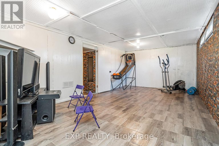 28575095/829-borthwick-avenue/castle-heightsrideau-high/ottawa/ontario/K1K2M7_18