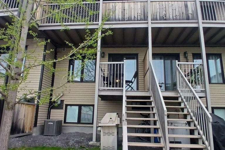 28370678/3-2224-marble-crescent/town-of-rockland/clarence-rockland/ontario/K4K0G9_19