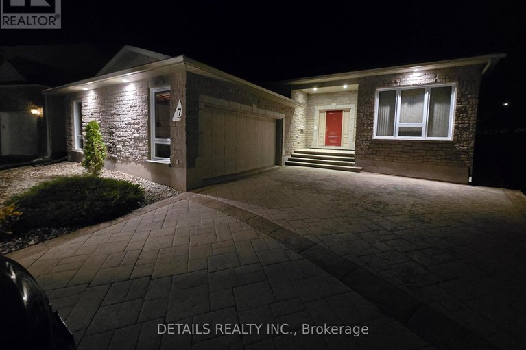 29023437/7-eagle-chase-court/cedargrovefraserdale/ottawa/ontario/K2J3N5_5