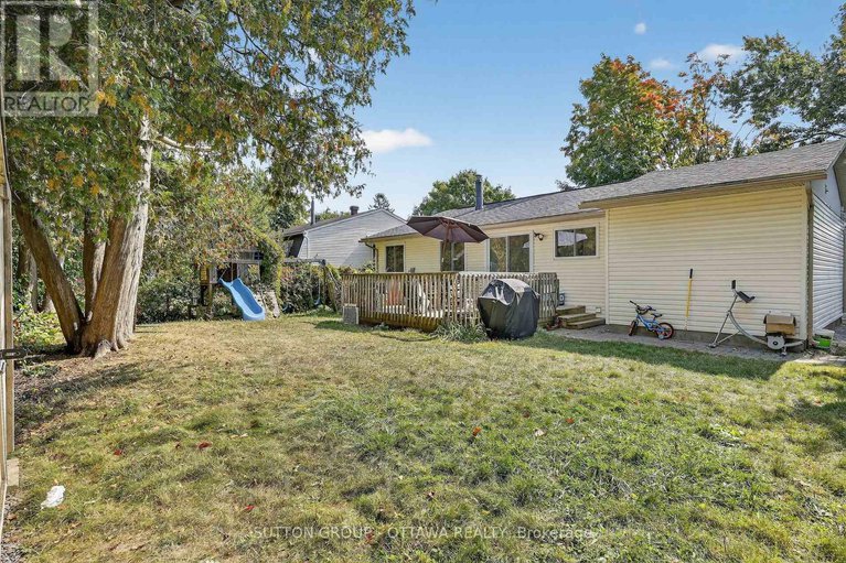 28916928/1000-adley-road-n/carson-grove/ottawa/ontario/K1J8B9_36