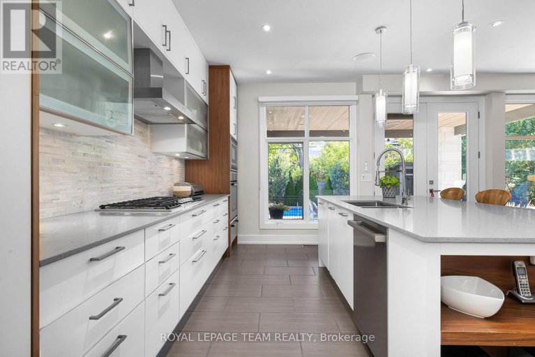 29001160/879-winnington-avenue/whitehaven/ottawa/ontario/K2B5C4_11