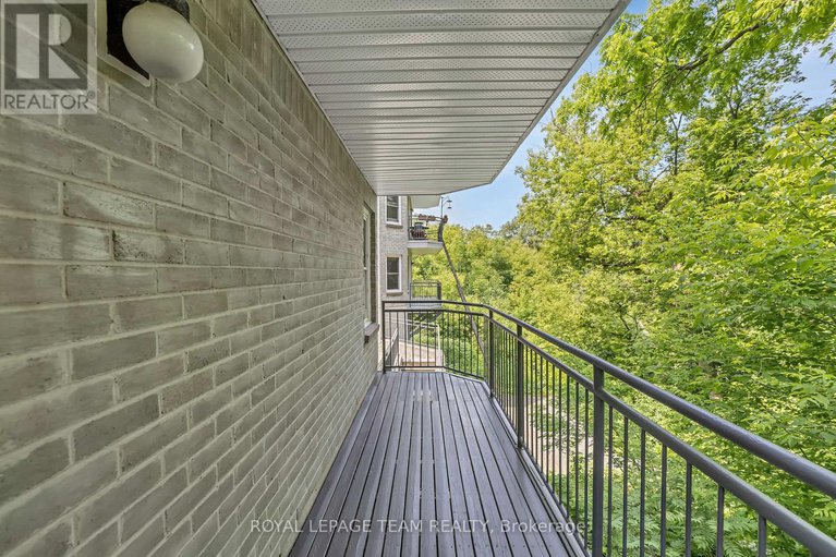 28673851/1-1121-bavlie-avenue/billings-bridge/ottawa/ontario/K1H8P3_19