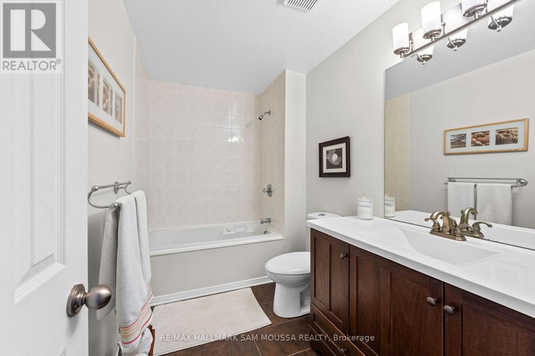 29274024/194-robertlee-drive/carp/ottawa/ontario/K0A1L0_30