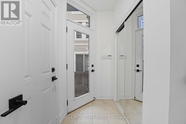 29259375/1512-clementine-boulevard/billings-bridge/ottawa/ontario/K1H8E9_5