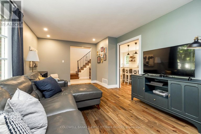 28439323/5455-west-river-drive/manotick-long-island-nicholls-island/ottawa/ontario/K4M1G7_10