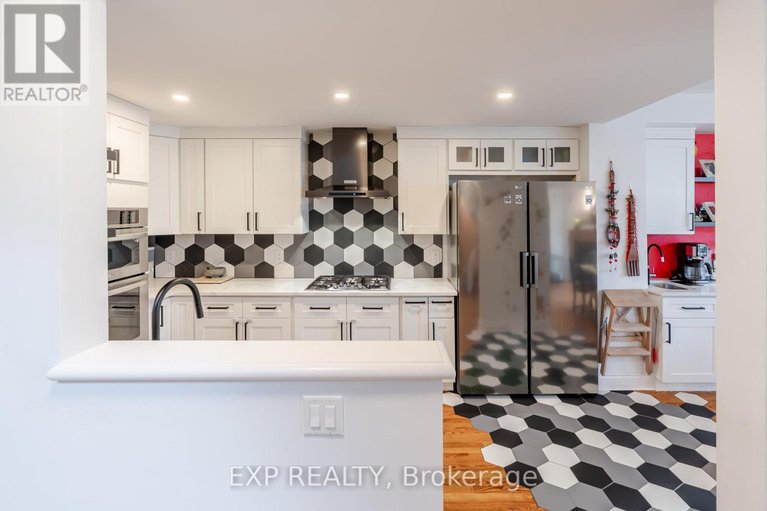 28727633/97-castle-glen-crescent/glencairnhazeldean/ottawa/ontario/K2L4G9_16