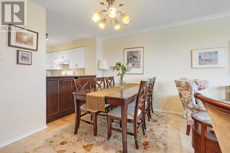 28804579/1006-545-st-laurent-boulevard/viscount-alexander-park/ottawa/ontario/K1K4H9_13