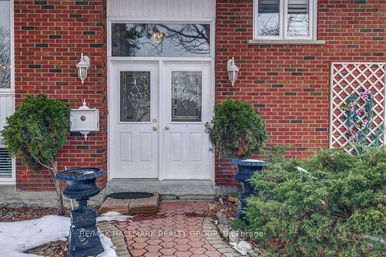 29514982/2185-bickerton-avenue/beacon-hill-north/ottawa/ontario/K1J6Y2_3