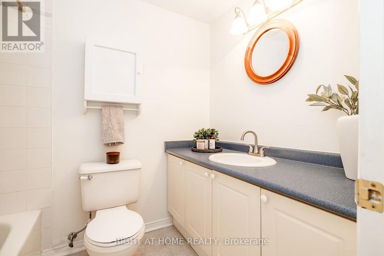 29233158/117-kincardine-drive/glencairnhazeldean/ottawa/ontario/K2V1B1_29