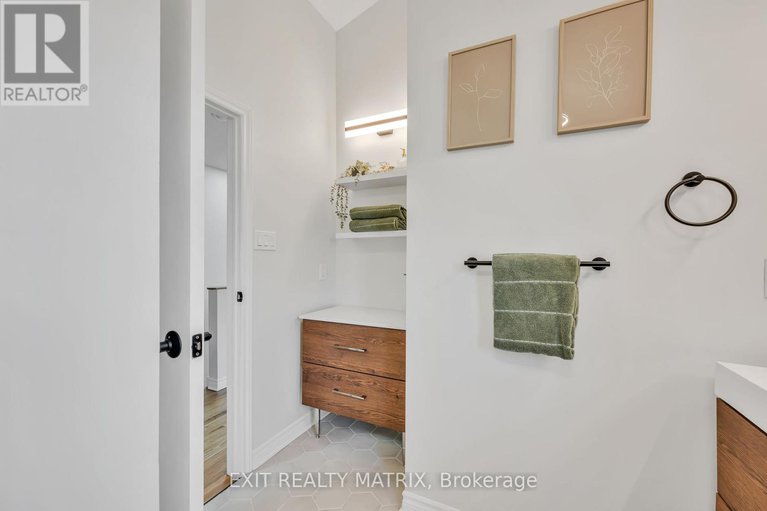 29372253/177-hawthorne-avenue/ottawa-east/ottawa/ontario/K1S0B4_23