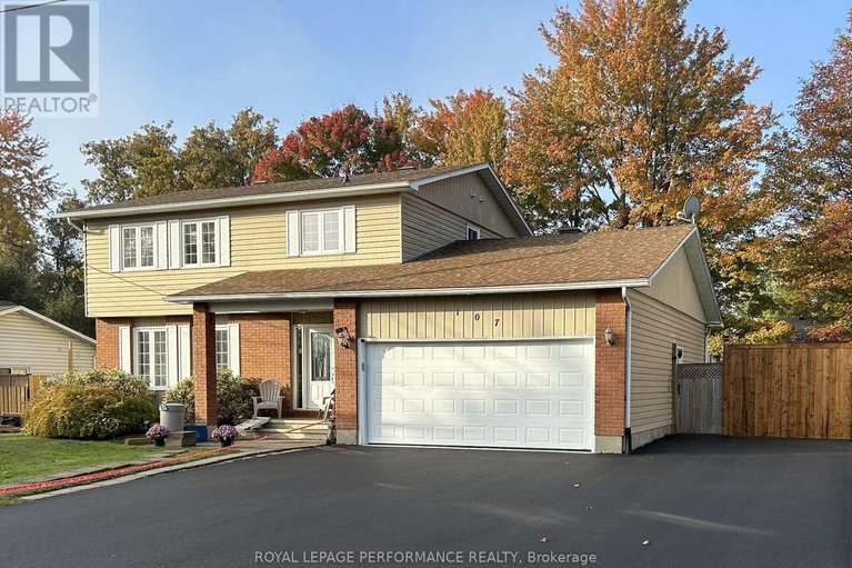 29573555/107-dunlop-crescent/village-of-russell/russell/ontario/K4R1B3_1