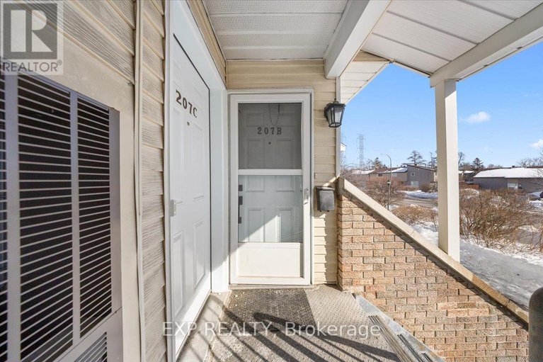 29397817/b-207-woodfield-drive/tanglewood/ottawa/ontario/K2G4P2_2