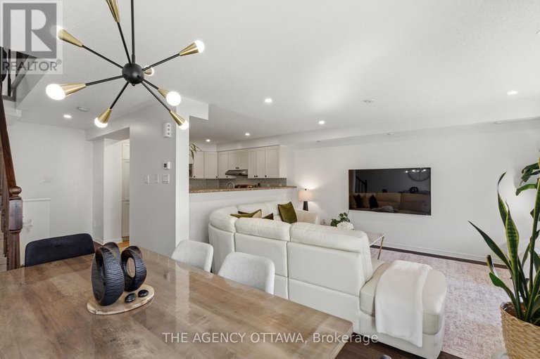 29656876/107-caithness-private/mer-bleuebradley-estatesanderson-park/ottawa/ontario/K1W0G4_19