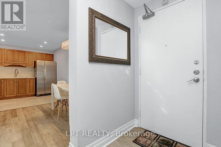 28834733/807-1100-ambleside-drive/woodroffe/ottawa/ontario/K2B8G6_11