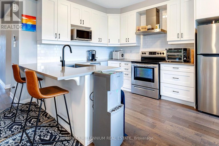 29450800/2070-winsome-terrace/fallingbrookgardenway-south/ottawa/ontario/K4A5M9_9