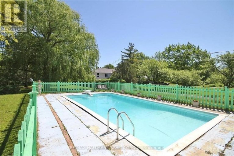 29349957/6203-bank-street/osgoode-twp-north-of-reg-rd-6/ottawa/ontario/K4P1B4_2