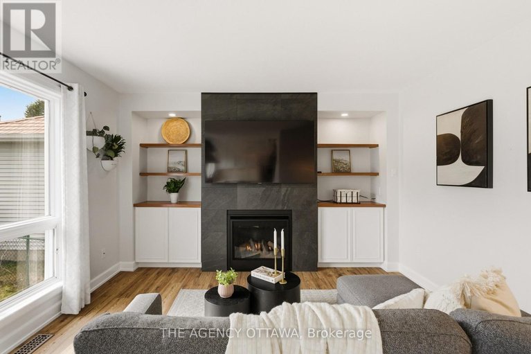 29677270/1625-bottriell-way/fallingbrookpineridge/ottawa/ontario/K4A1W5_17