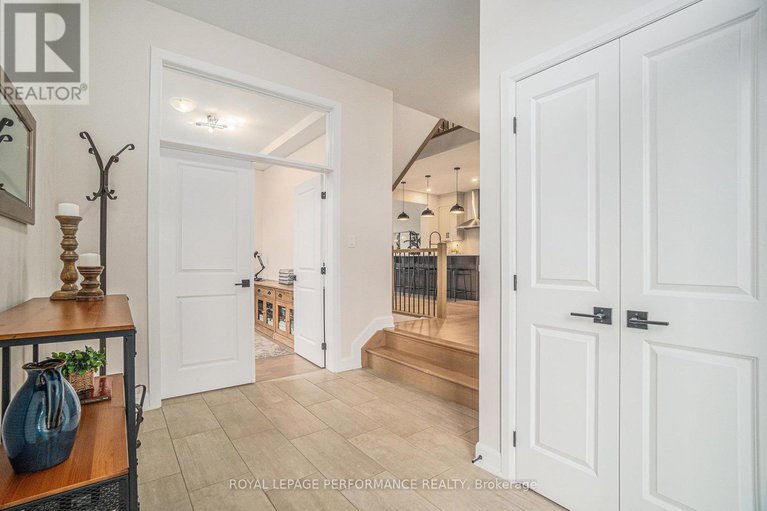 28544358/916-socca-crescent/notting-hillsummerside/ottawa/ontario/K4A5M1_4
