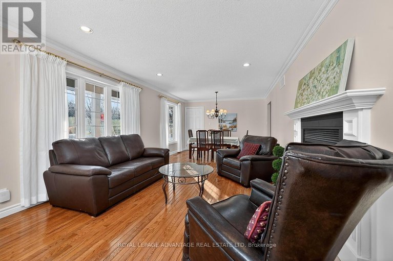 29527085/130-robert-run/drummondnorth-elmsley-north-elmsley-twp/drummondnorth-elmsley/ontario/K7H3C7_10