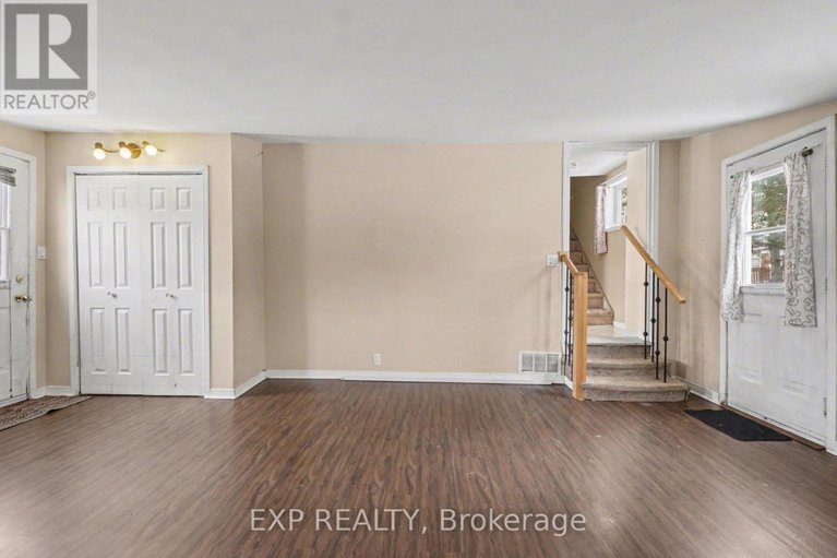 29426651/21-fourth-street/north-stormont-finch-twp/north-stormont/ontario/K0A1R0_5