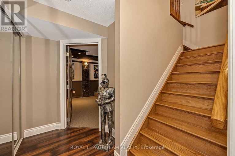 29675981/7067-donwel-drive/greely/ottawa/ontario/K4P1M7_32