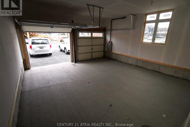 28925763/534-triangle-street/emerald-meadowstrailwest/ottawa/ontario/K2S1E7_13