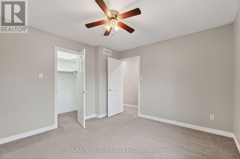 29648107/103-rowallen-place/hunt-club-parkgreenboro/ottawa/ontario/K1T4E3_37