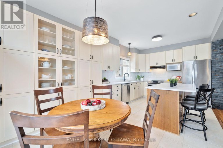 29155937/823-scala-avenue/notting-hillsummerside/ottawa/ontario/K4A4M2_13