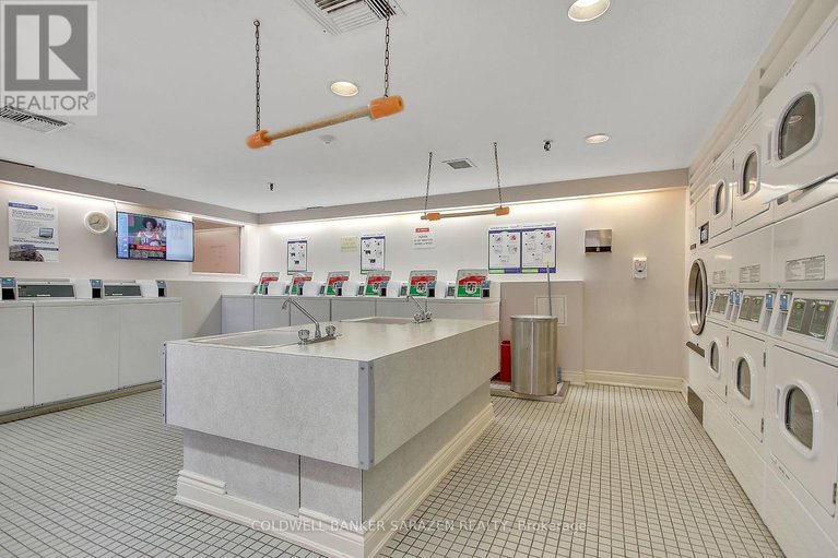 29279126/1115-1100-ambleside-drive/woodroffe/ottawa/ontario/K2B8G6_36