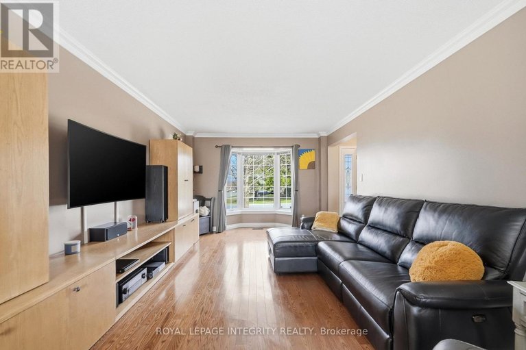 29646948/675-potvin-avenue/town-of-rockland/clarence-rockland/ontario/K4K1H2_8