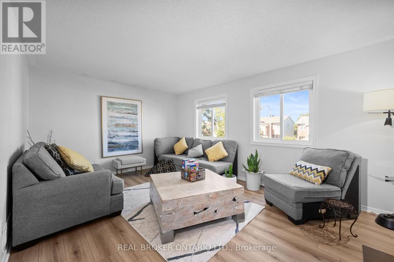 28963282/618-tourelle-drive/fallingbrookgardenway-south/ottawa/ontario/K4A3H4_18