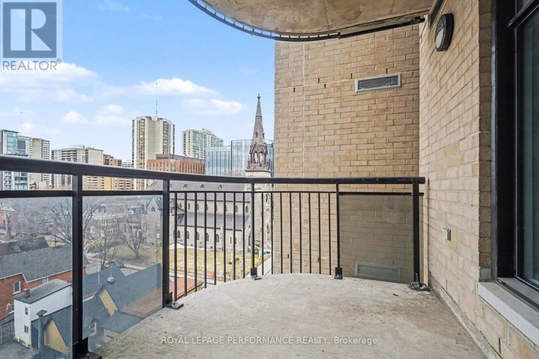 29564241/801-245-kent-street/ottawa-centre/ottawa/ontario/K2P0A5_26