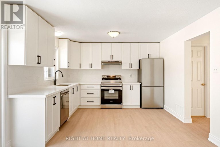 29378153/254-maude-street/almonte/mississippi-mills/ontario/K0A1A0_11