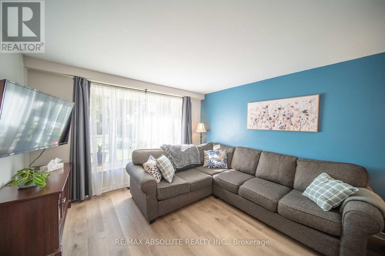 29207724/198-hoylake-crescent/bilberry-creekqueenswood-heights/ottawa/ontario/K1E2M8_11