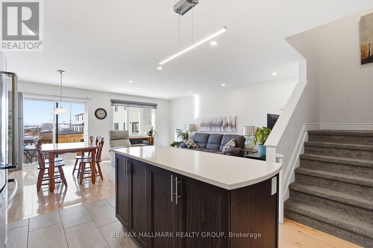 29383007/250-dion-avenue/town-of-rockland/clarence-rockland/ontario/K4K0M3_7