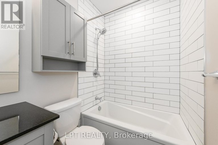 29175936/10-57-bergeron-private/chapel-hill/ottawa/ontario/K1C0C2_23