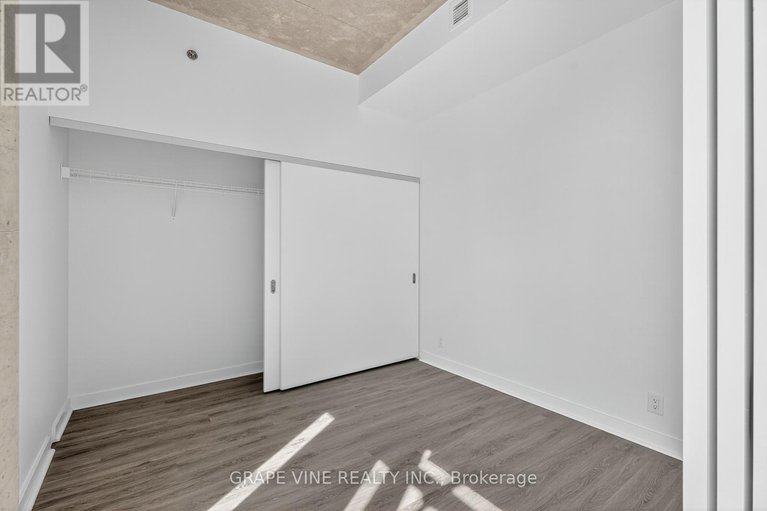 28867747/750-340-mcleod-street/ottawa-centre/ottawa/ontario/K2P1A4_18