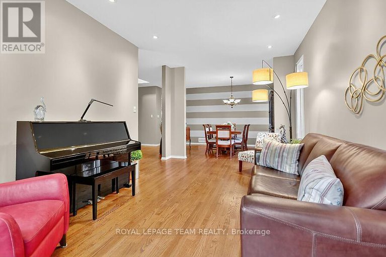 28929559/22-birchfield-avenue/emerald-meadowstrailwest/ottawa/ontario/K2M2N5_8