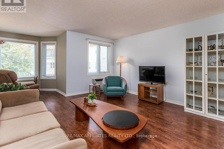 28469653/230-848-seyton-drive/westcliffe-estates/ottawa/ontario/K2H9G6_14
