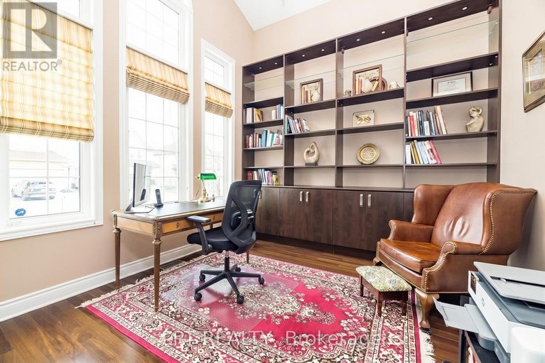 29676638/415-landswood-way/stittsville-south/ottawa/ontario/K2S0A3_15