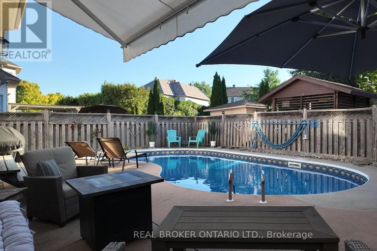 29518194/41-golders-green-lane/longfields/ottawa/ontario/K2J5G2_46