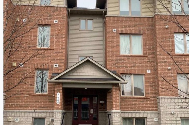 Unit 6 - 313 Cresthaven Drive