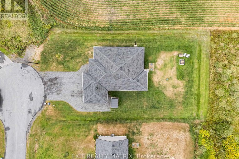 28790926/529-voie-ferree-road/clarencerockland-twp/clarence-rockland/ontario/K0A2A0_35