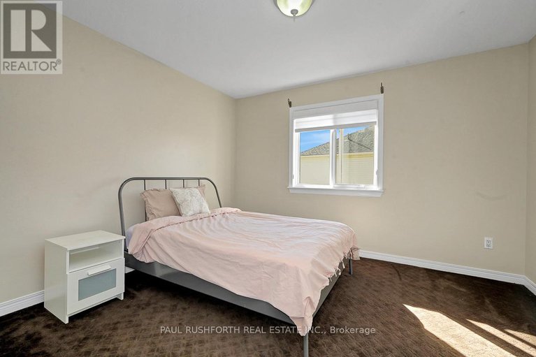 28997759/139-baroness-drive/barrhaven-east/ottawa/ontario/K2G6Z2_25