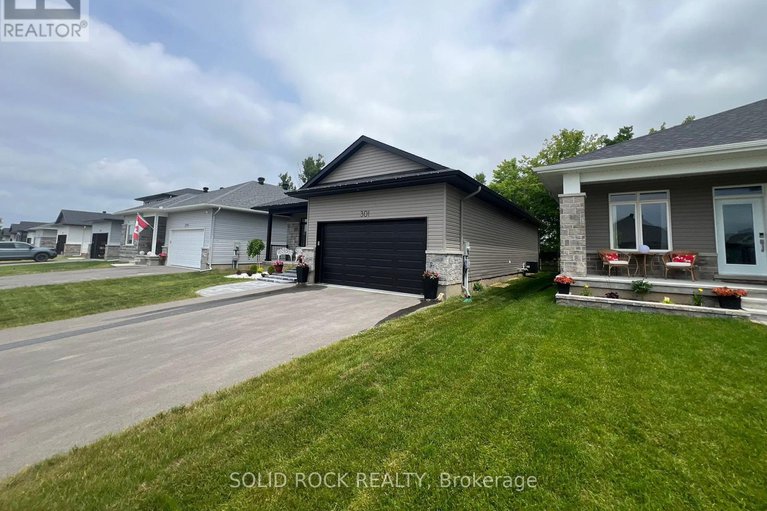 29198740/301-wood-avenue/smiths-falls/smiths-falls/ontario/K7A5H4_33