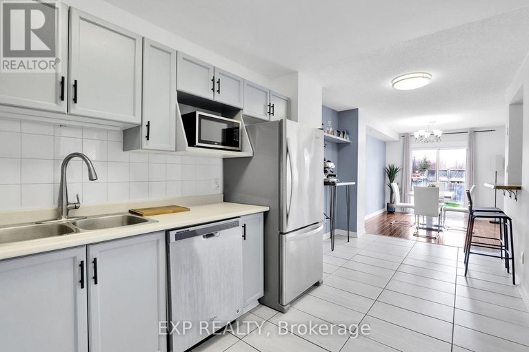 28228179/95-cedarock-drive/bridlewood/ottawa/ontario/K2M2H5_15